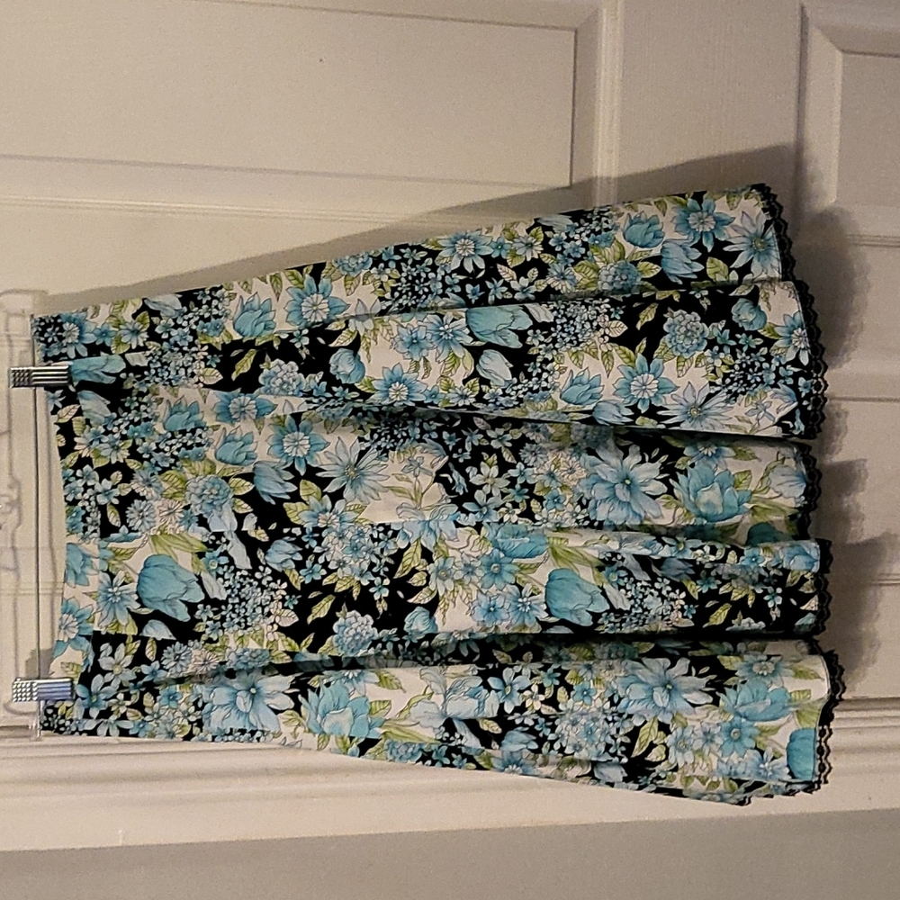 Dressbarn Floral Skirt